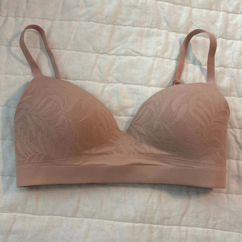 Soma Enbliss Wireless Bra with Lace Size 32C Wirefree Hush Beige Pink